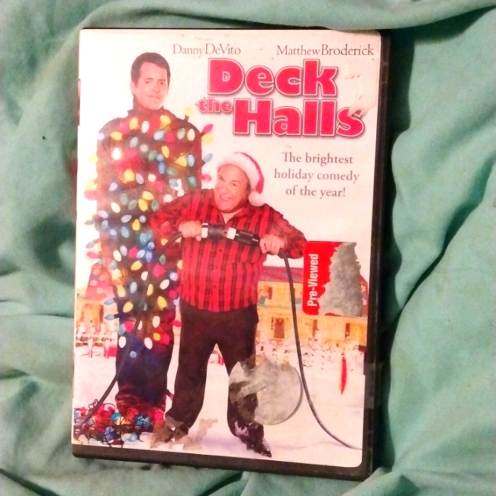 📀 Deck The Halls. Preowned fullscreen and widescreen versions.